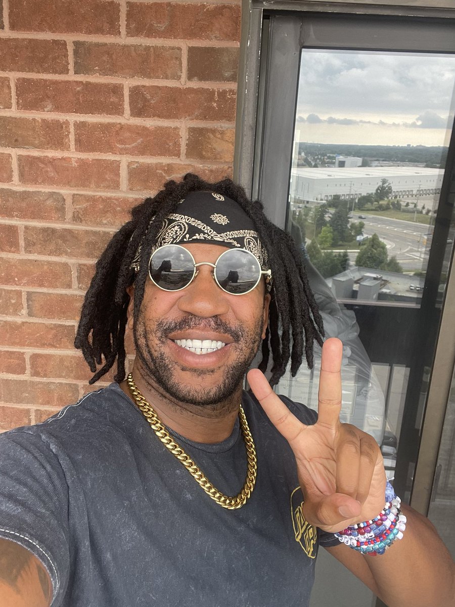 Evan Michael Lee (@evanmichaellee) on Twitter photo Last day. I’m gonna miss you Toronto. Signing from 10am-3:30pm
<a href="/tfconofficial/">TFcon ➤July 11-13 in Toronto➤Oct 24-26 in Chicago</a> Last day. I’m gonna miss you Toronto. Signing from 10am-3:30pm
<a href="/tfconofficial/">TFcon ➤July 11-13 in Toronto➤Oct 24-26 in Chicago</a>