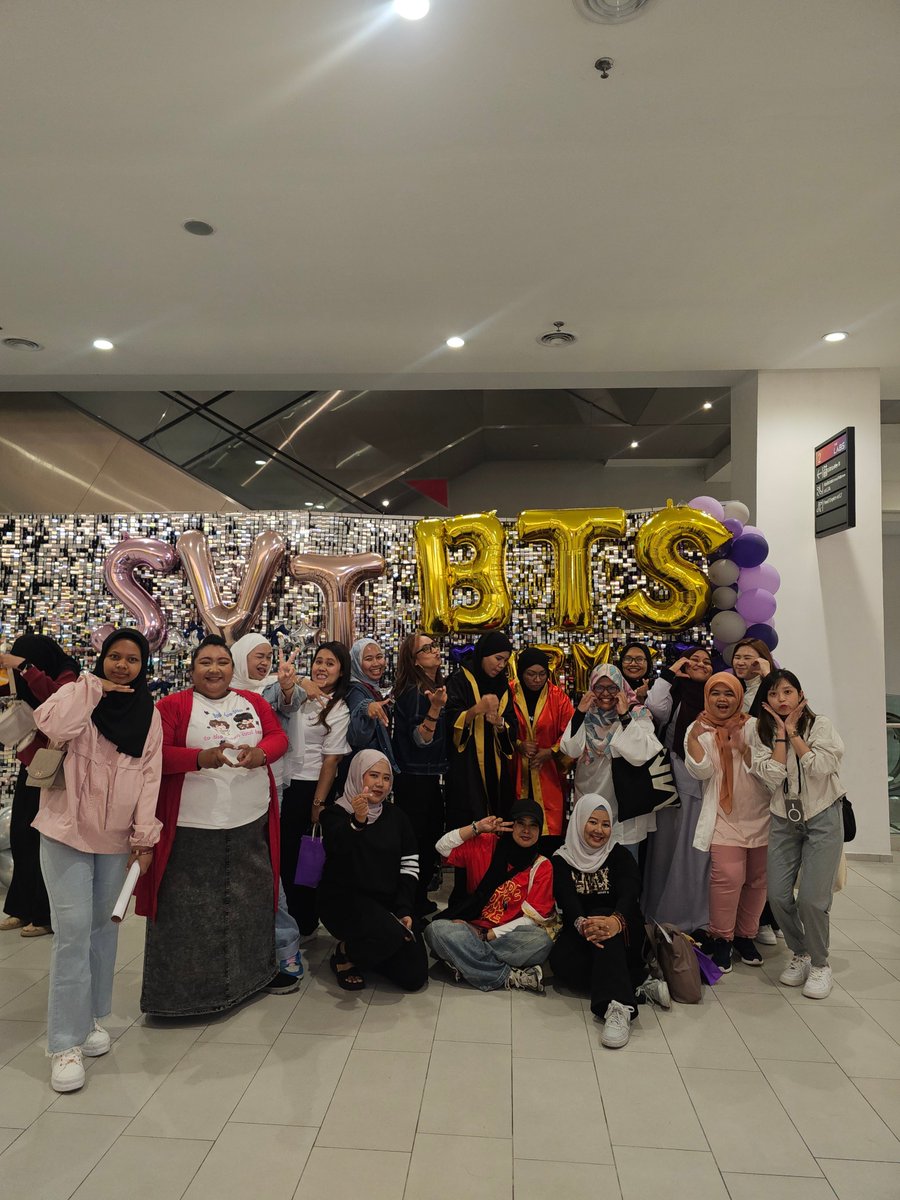 EijaOshin's tweet photo. Again for mots
#HYBECINEFEST #HYBECINEFESTINASIA #HYBE #BTS #진 #ARMYMY https://t.co/UBvKpciahu