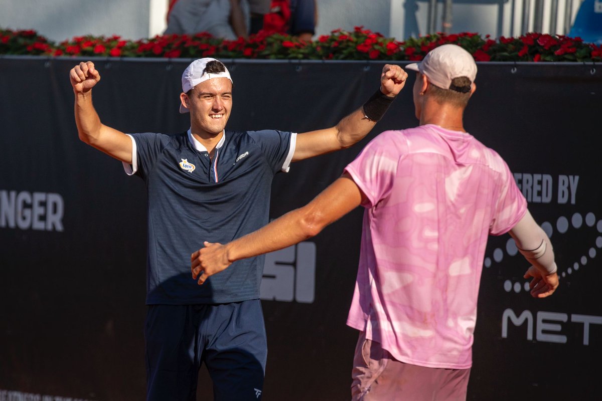 Polski Związek Tenisowy (@pzt_tenis) on Twitter photo Szymon Kielan (LOTTO PZT Team) i FIlip Pieczonka wygrali challenger ATP 100 w Jassy. W finale pokonali 7:5, 6:3 Kanadyjczyka Cleeve'a Harpera i Amerykanina Ryana Seggermana (nr 1.).
To drugi w tym sezonie triumf tego debla w cyklu <a href="/ATPChallenger/">ATP Challenger Tour</a>
<a href="/SPORT_GOV_PL/">Ministerstwo Sportu i Turystyki</a>
<a href="/totalizator_sp/">Totalizator Sportowy</a> Szymon Kielan (LOTTO PZT Team) i FIlip Pieczonka wygrali challenger ATP 100 w Jassy. W finale pokonali 7:5, 6:3 Kanadyjczyka Cleeve'a Harpera i Amerykanina Ryana Seggermana (nr 1.).
To drugi w tym sezonie triumf tego debla w cyklu <a href="/ATPChallenger/">ATP Challenger Tour</a>
<a href="/SPORT_GOV_PL/">Ministerstwo Sportu i Turystyki</a>
<a href="/totalizator_sp/">Totalizator Sportowy</a>