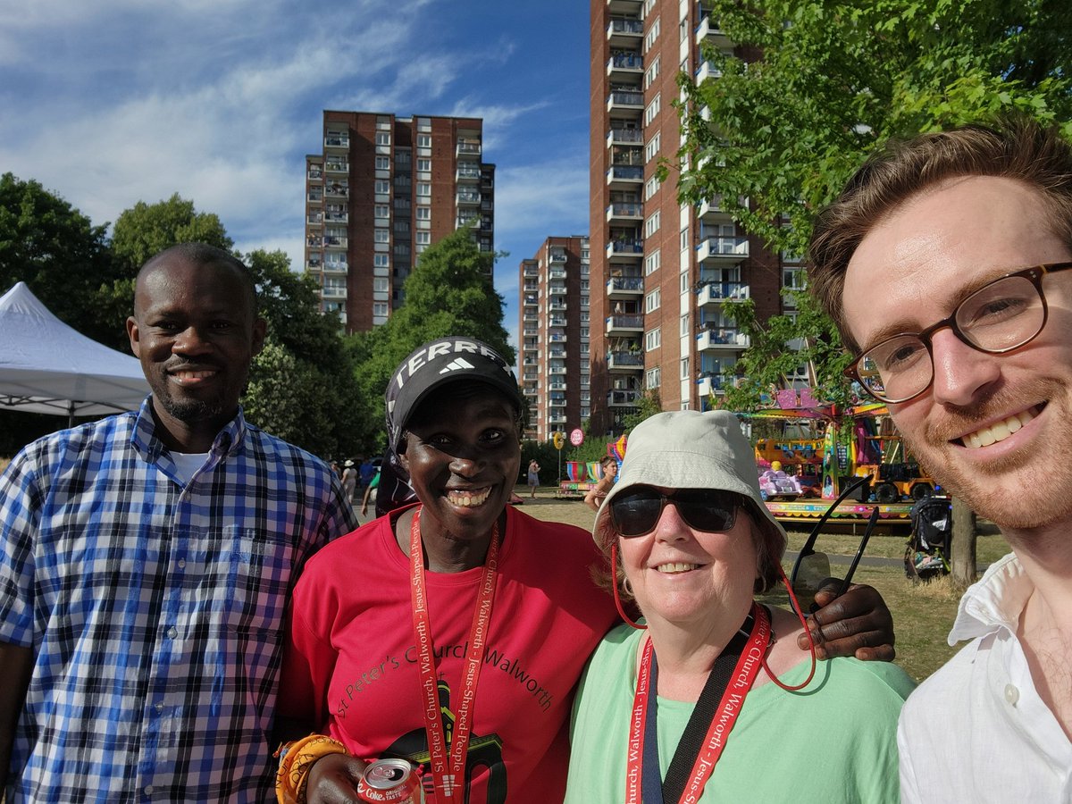 samfoster99's tweet image. Had a lovely time yesterday with Cllr Deen at St Peter's Party in the Park, always a staple but particularly special in their 200th anniversary year!