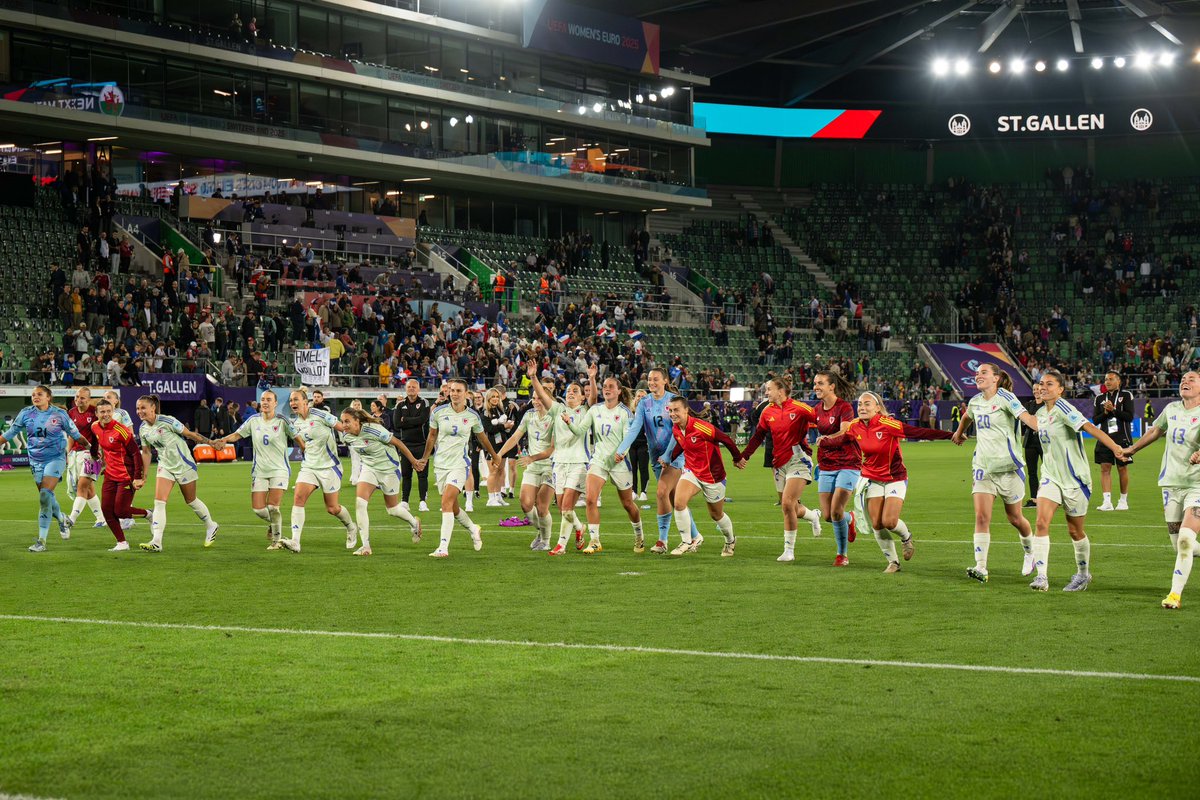 Rhiannon Roberts (@razzaroberts) on Twitter photo Prep done, let’s go…
Game Day
🏴 vs 🏴
<a href="/WEURO2025/">UEFA Women's EURO 2025</a>
#weuro2025 #cymru #togetherstronger Prep done, let’s go…
Game Day
🏴 vs 🏴
<a href="/WEURO2025/">UEFA Women's EURO 2025</a>
#weuro2025 #cymru #togetherstronger