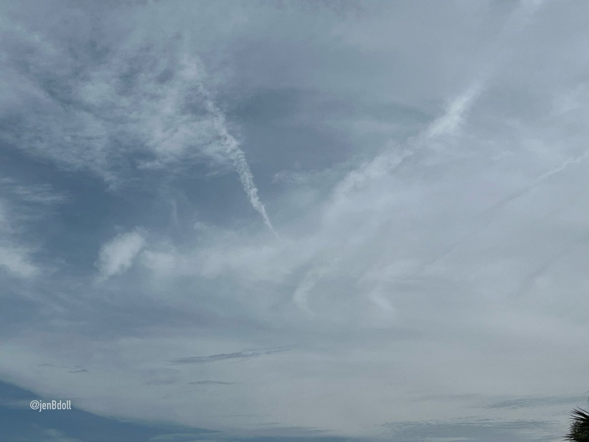 JenBDoll's tweet image. We have been under a white sky all morning
Now it starting to ‘clear’
📍Ormond By The Sea