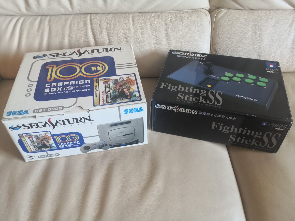 giankan77's tweet photo. I have received a boxed Sega Saturn, complete with games and an additional fighting stick. It is a rare limited edition for the 100th anniversary! Thank you #DEJAPAN @DEJAPAN_GLOBAL https://t.co/tuBJp6aL3Z