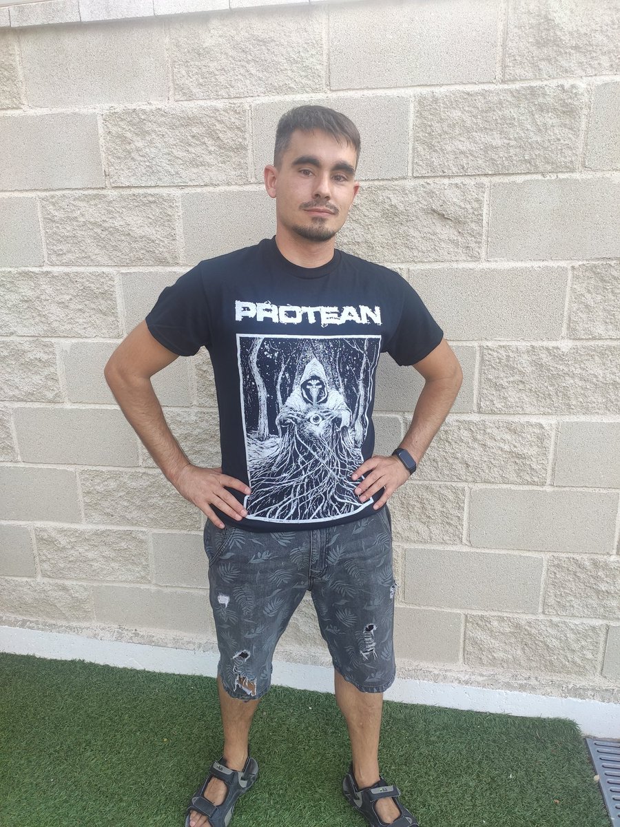 Si quieres estar tan guapo como el píllanos una cami!!!