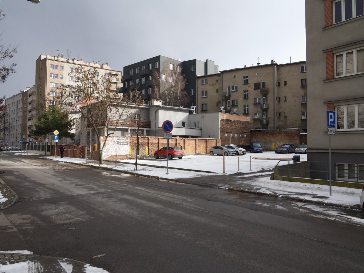 BDR Architekci z Warszawy zaprojektują nowy budynek dla ASP w Katowicach przy Raciborskiej 44. Wygrali konkurs. Dla terenu nie obowiązuje miejscowy plan zagospodarowania przestrzennego #architektura