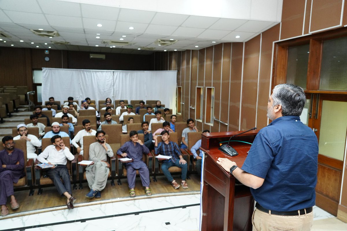 Itx711's tweet photo. Attending Social Media Workshop
 
#JISocialMediaWorkShop

@JIPOfficial @pakistanmatterx https://t.co/z9MLEJ0g4N