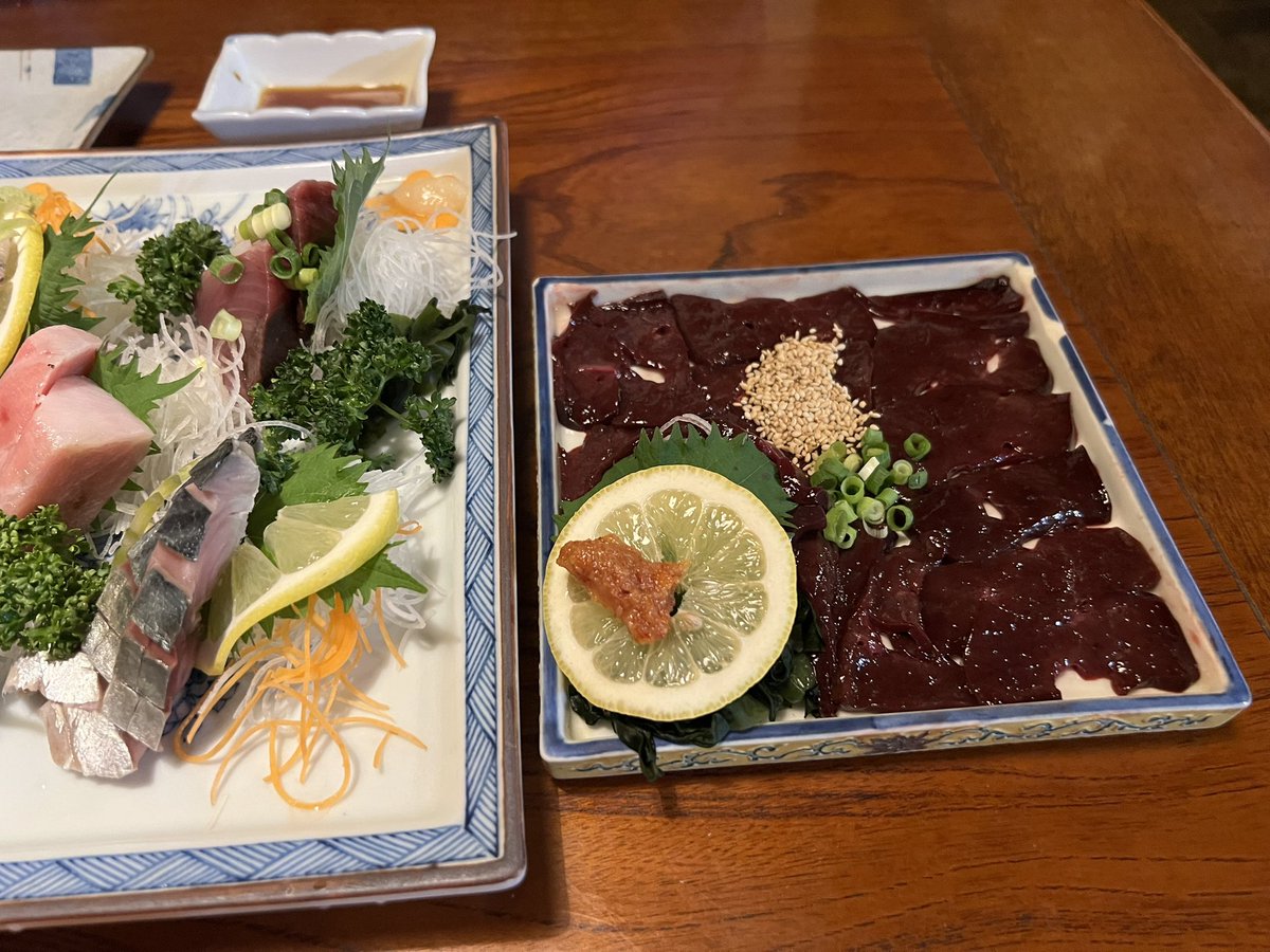 出張の思い出：桜レバーが美味しい😋