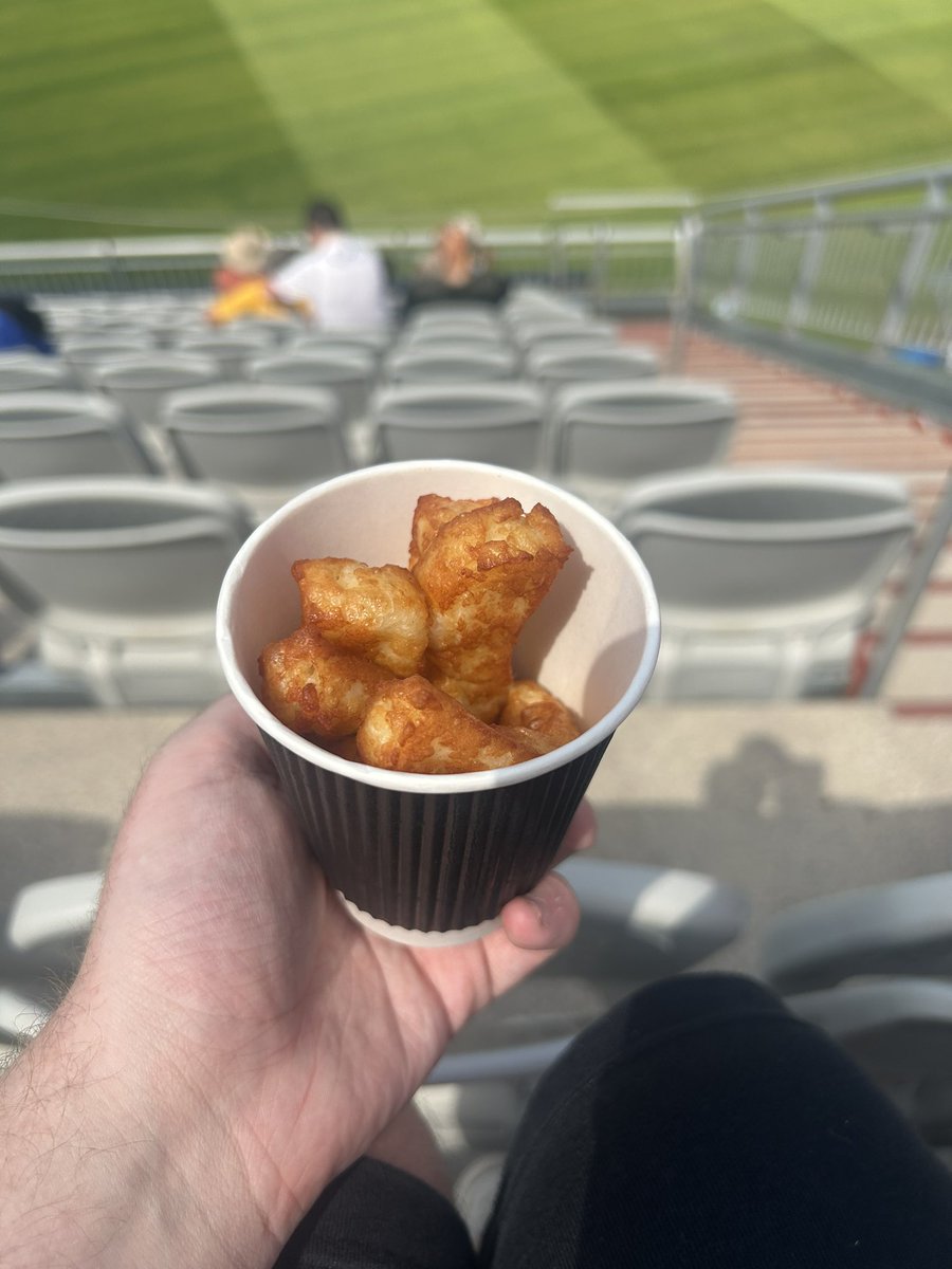 Tom (@thomasclay3) on Twitter photo £10 for a tiny cup of halloumi fries
Please re evaluate how bad this actually is <a href="/lancscricket/">Lancashire Lightning</a>
It’s borderline theft £10 for a tiny cup of halloumi fries
Please re evaluate how bad this actually is <a href="/lancscricket/">Lancashire Lightning</a>
It’s borderline theft