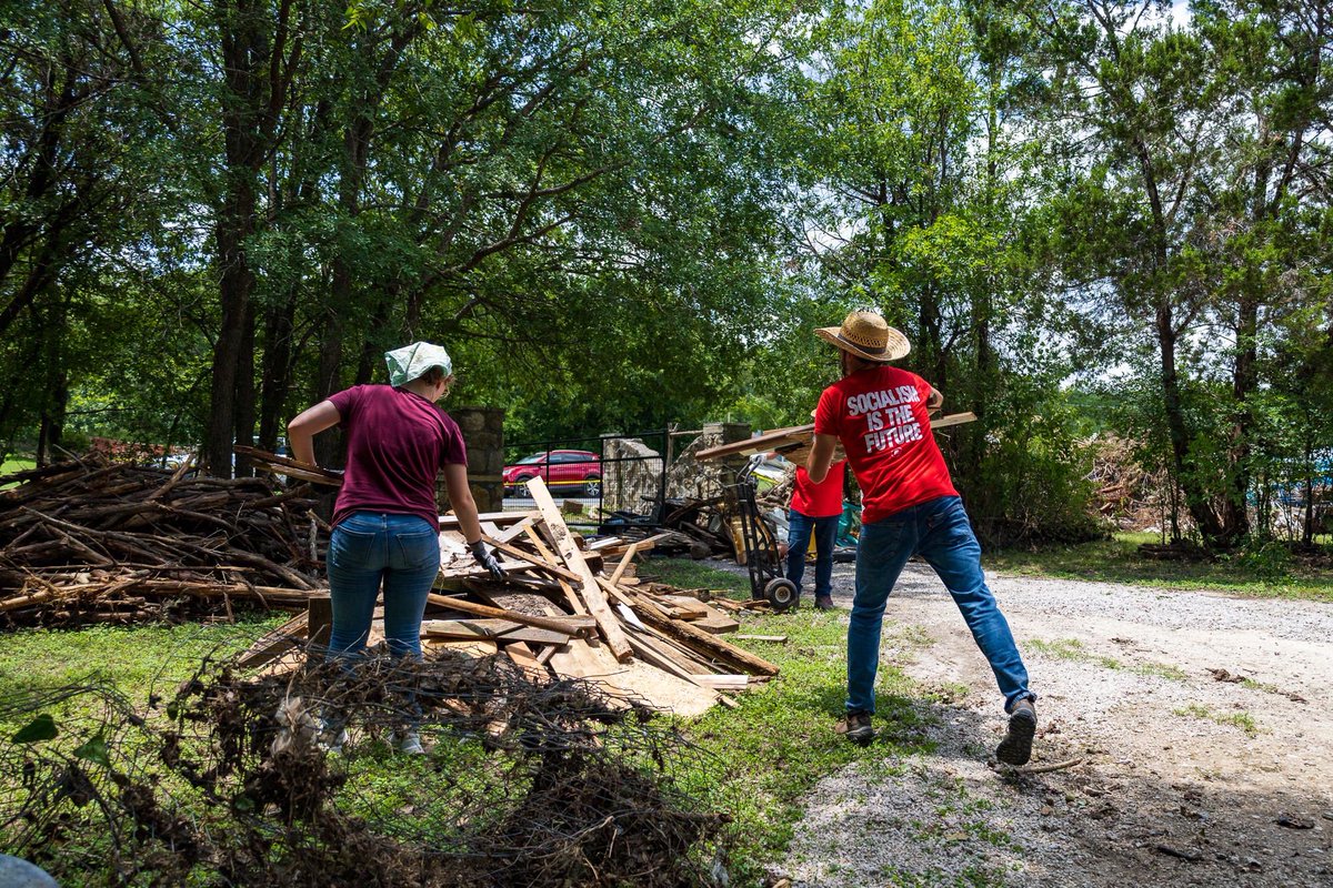 One week after the flash floods swept through Central Texas, the residents of Kerr County and Williamson County are still surrounded by destruction and chaos. 

This weekend, PSL members arrived in Kerrville and Leander to support local cleanup efforts and deliver supplies for