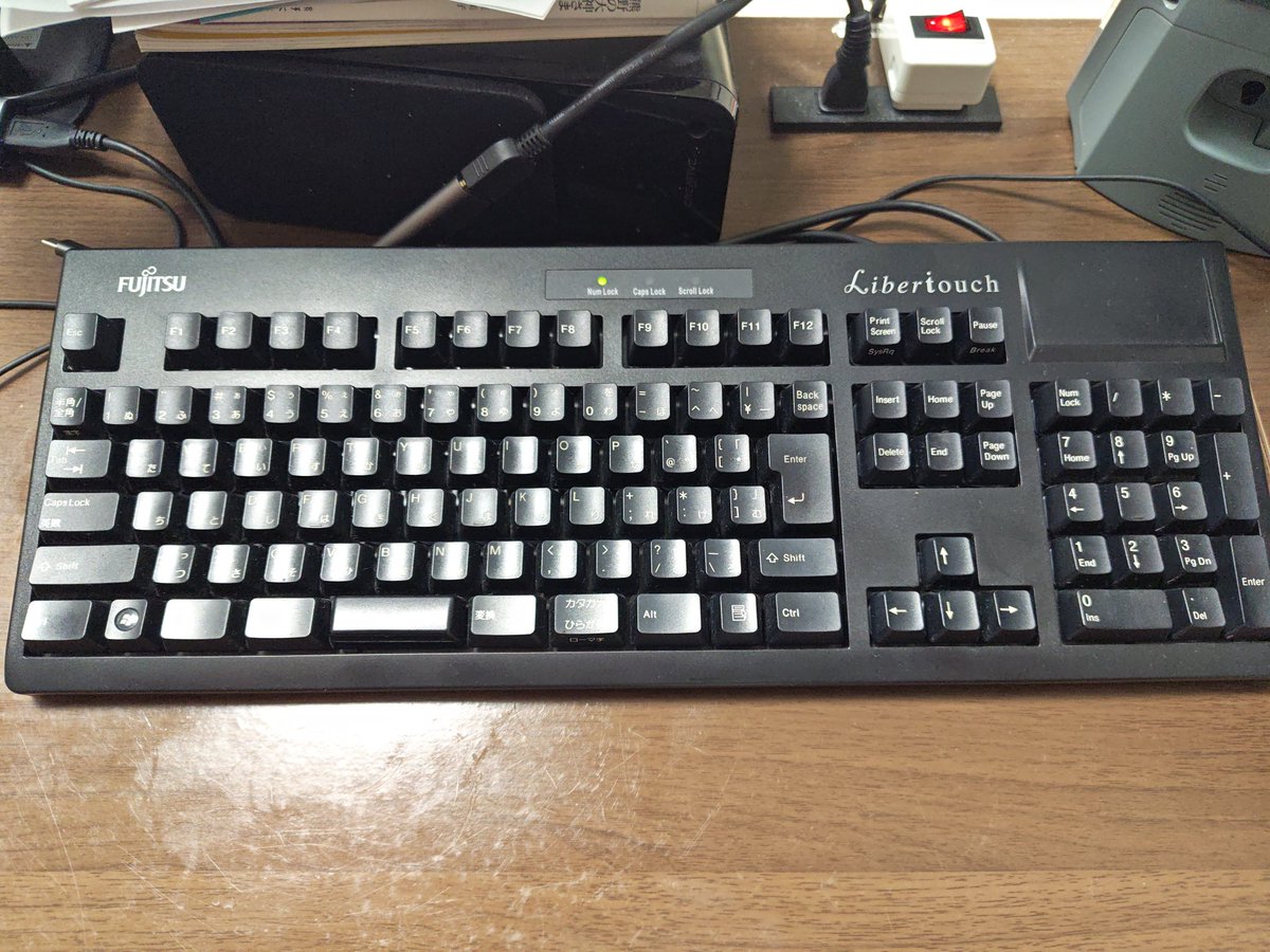 fumy_h's tweet photo. 色々キーボード使ったけど結局ここに落ち着いた。壊れたらどうしよう…（廃盤） https://t.co/kUPyaJTCCS