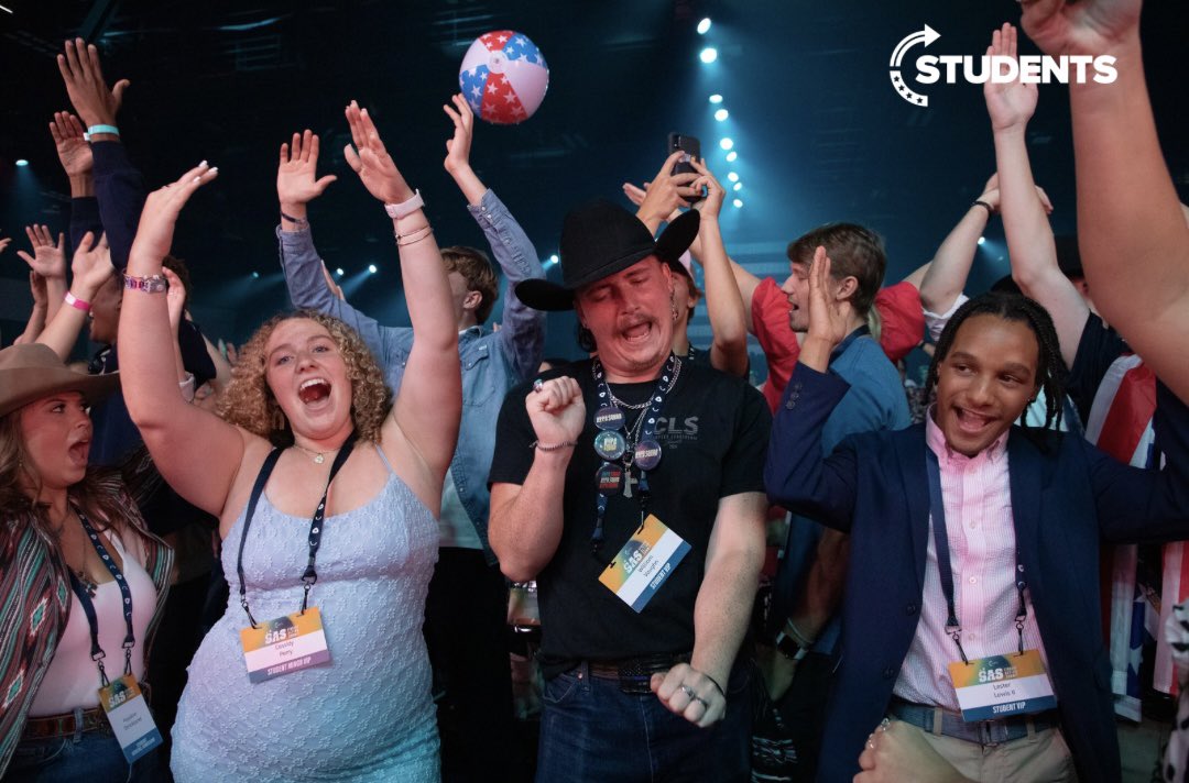 tpusastudents's tweet image. SAS students? Not just making noise…they’re making a movement 🇺🇸📣⭐️
#SAS2025 #TPUSA #TPUSAEVENTS