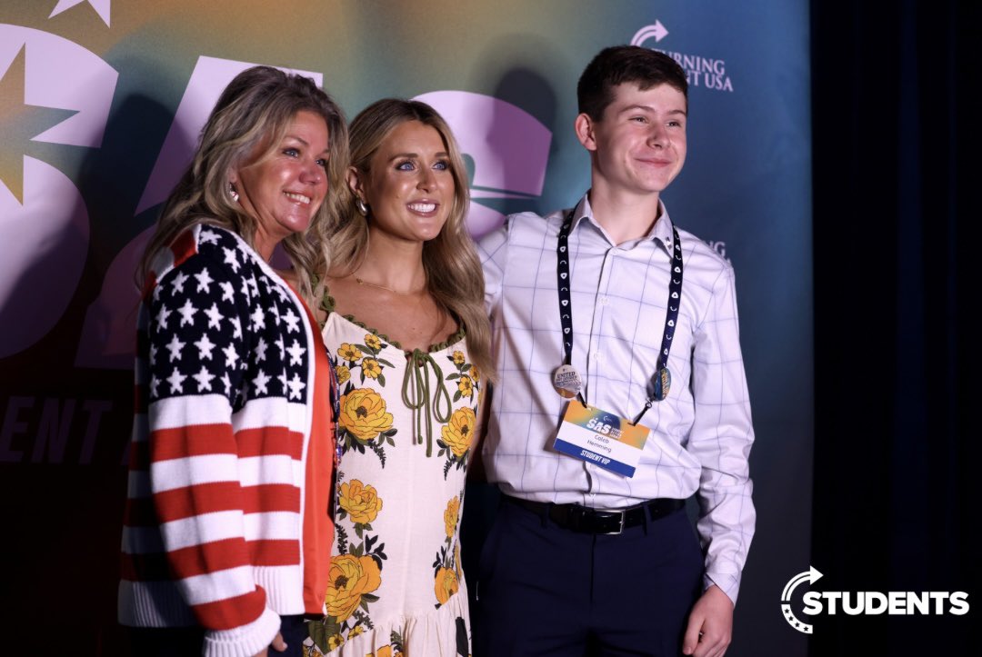tpusastudents's tweet image. SAS students? Not just making noise…they’re making a movement 🇺🇸📣⭐️
#SAS2025 #TPUSA #TPUSAEVENTS