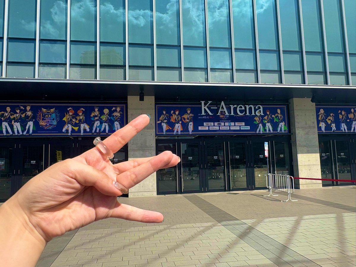 ahowasa86's tweet image. 昨日今日、sideMの10thライブに行っておりました!なんと現地は4thぶり 初日の一曲目から、当時の記憶が蘇ってめちゃくちゃに泣いてしまった〜、、315だった、、ありがとうドラスタ、W、sideM〜〜!大好きだ〜〜!