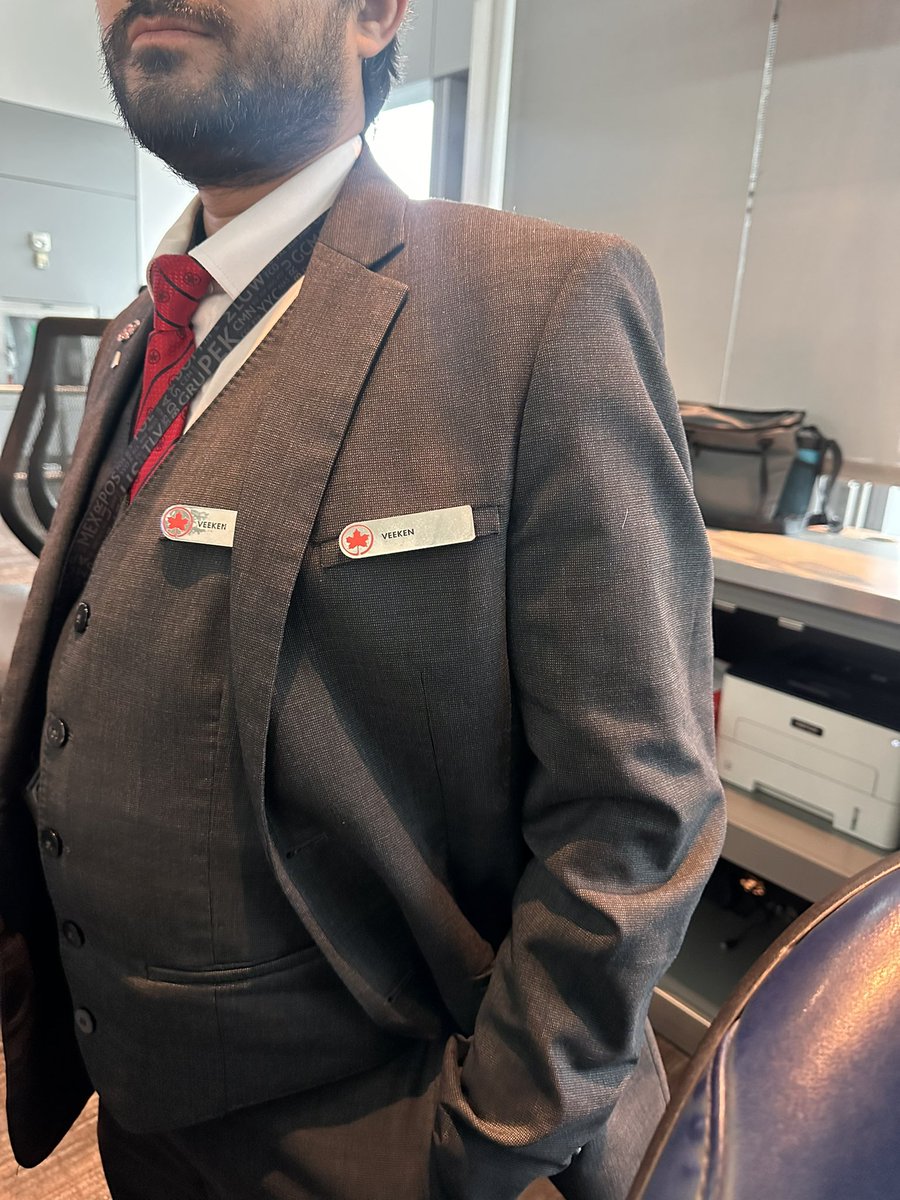 Crashingdaisy's tweet image. The only airline that discriminates against disability is @AirCanada. Never again. I paid for lost luggage, delayed flights, &amp;amp; discrimination. Veecan @yyz should NOT be in a CS position#DisabilityRights 
#DisabledNotInvisible #InclusionMatters
#AbleismIsReal
#DisabilityAwareness