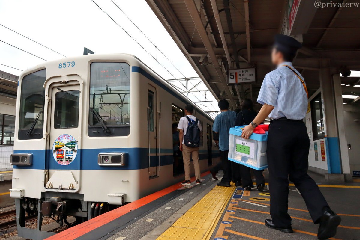 2025/07/12
曳舟で撮っていたら業務用の荷物輸送に遭遇。
東武ストアのコンテナを代用しているのがいいなと思いましたw