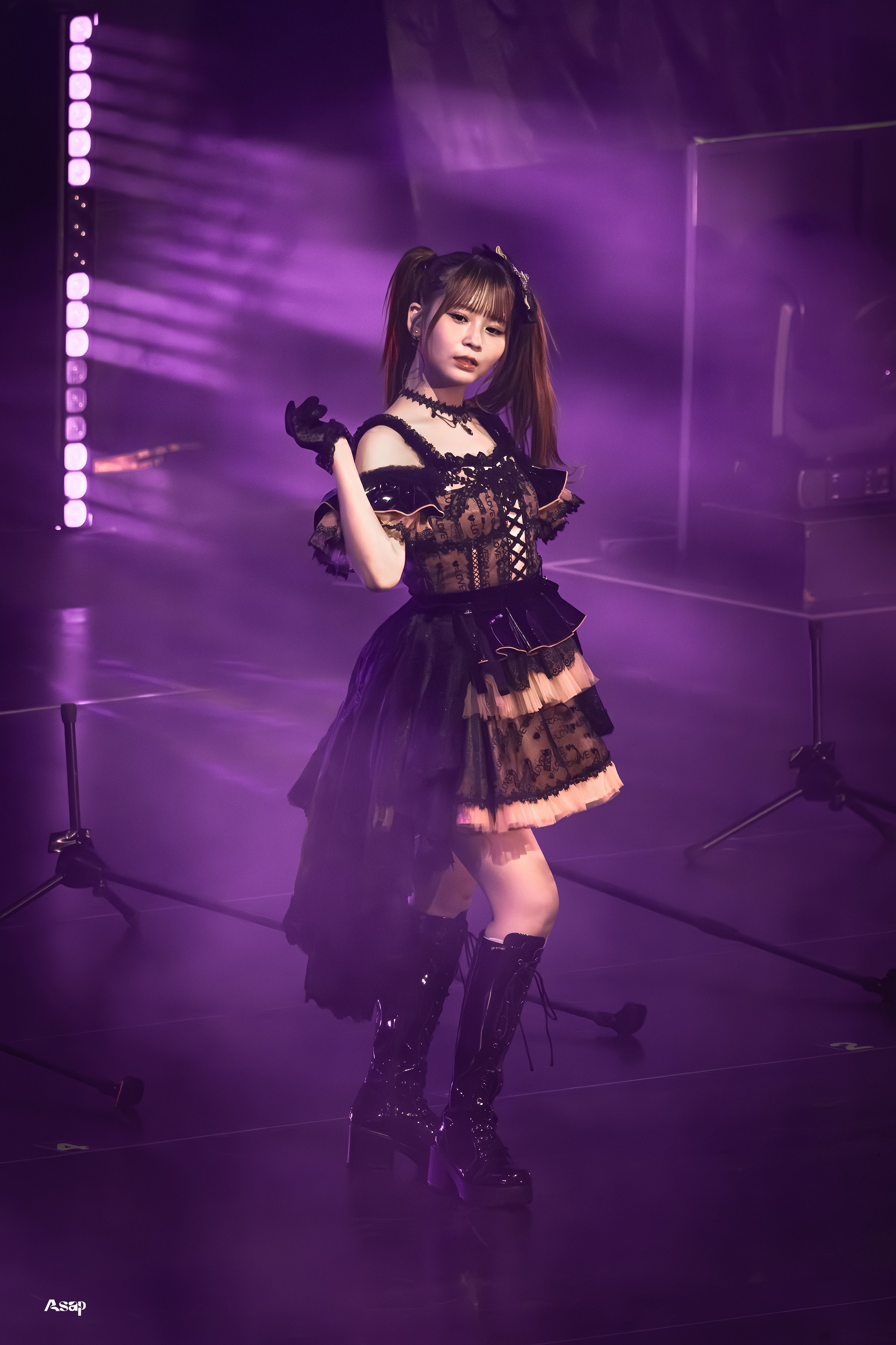 大場花菜 アリーナツアー2025 黒衣装 直筆 チュウ コメあり