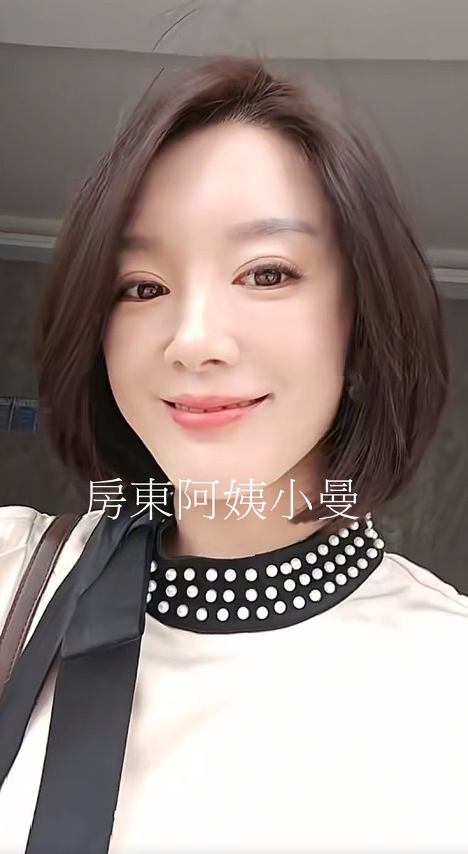 今天出門的時候
遇到了租客自己主動來繳付房租
還給我 拿了一袋子的鷄蛋給我
真的很暖心
很多人經常會以為做房東很好
其實并沒有
經常有租客把房間的家具弄壞掉
或者到時間房租不繳付
感恩遇到了一個好租客 
希望我的租客天天開開心心 健健康康的哦 
愛你們
#賴66x89