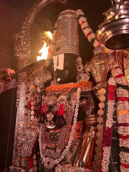 Om_Namaha_'s tweet image. Om Namo Venkateshaya🙏🌸