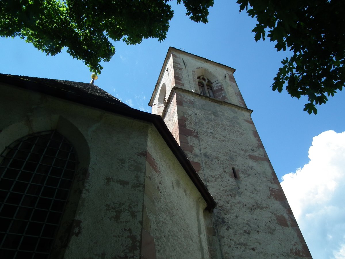 Die Kirche St. Margareth und Laurentius in Obervöls (Südtirol): seiseralm-schlerngebiet.com/schlerngebiet/…
