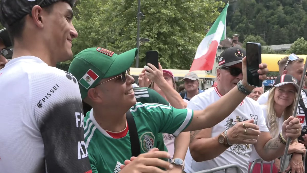 ¡Se lo llevó El Torito! Bajo el grito de “México… México…” de los aficionados, <a href="/ISAACDELTOROx1/">ISAAC DEL TORO ROMERO</a> conquista el #TourOfAustria.

¡Isaac les demostró, en casa, que un toro mexicano sí puede ser campeón, y está hecho para cosas más grandes! Felicidades Isaac. 🐂🇲🇽🚴🏼‍♂️