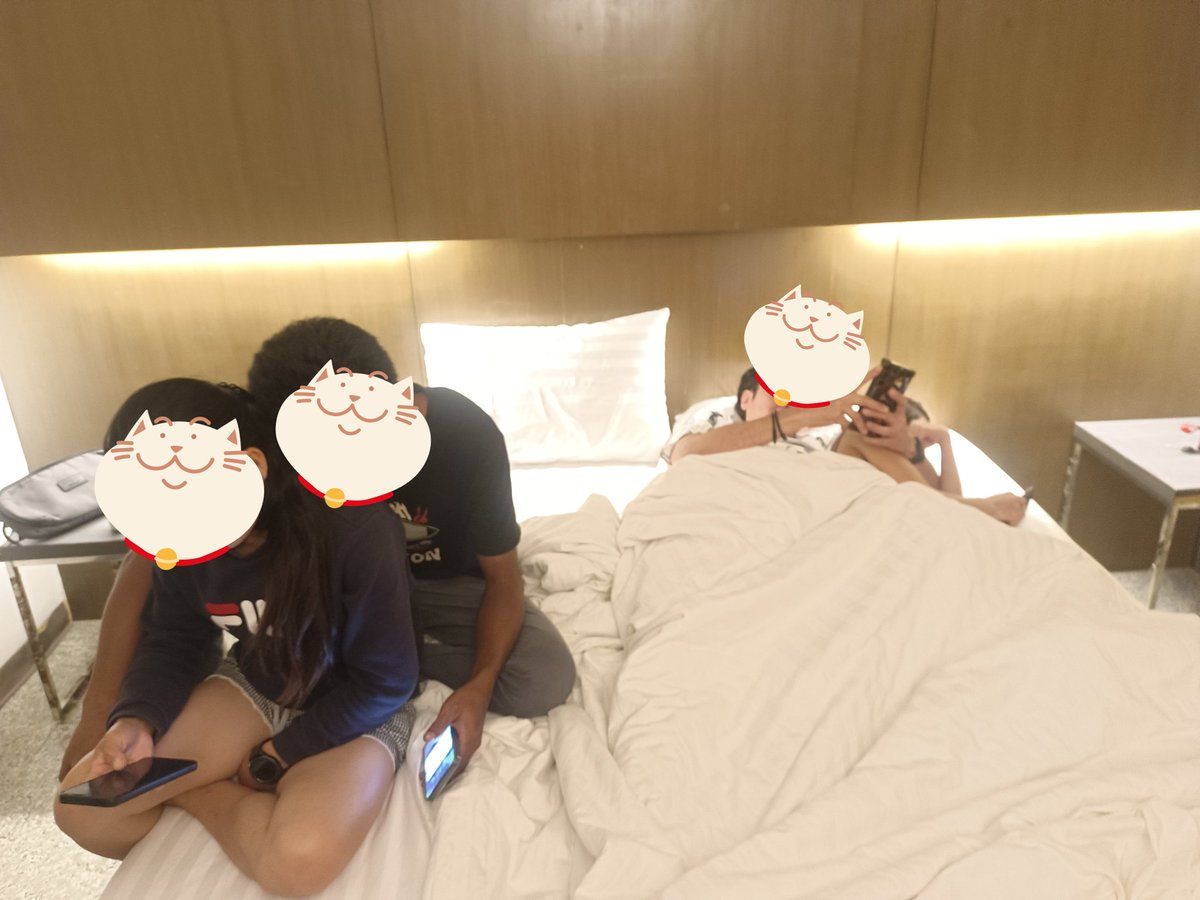 ขอนั่งดูเป็นบุญตาน่ะ
 เเลกคู่กัน 2คู่ เเถว #นวมินทร์ ตื่นเต้นจัง✌️✌️✌️
#มีนบุรี #สายไหม #หทัยราษฎร์ #คลองสามวา #เลียบคลองสอง
#นิมิตใหม่ #คู้บอน #เสรีไท #พระยาสุเรนทร์ #รามอินทรา #รามอินทรา109 #บางชัน #ร่มเกล้า #คู้บอน #กม8