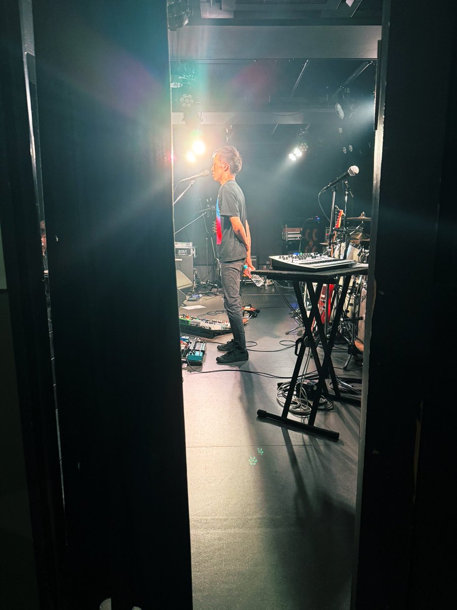 たかの (17歳とベルリンの壁) tweet media