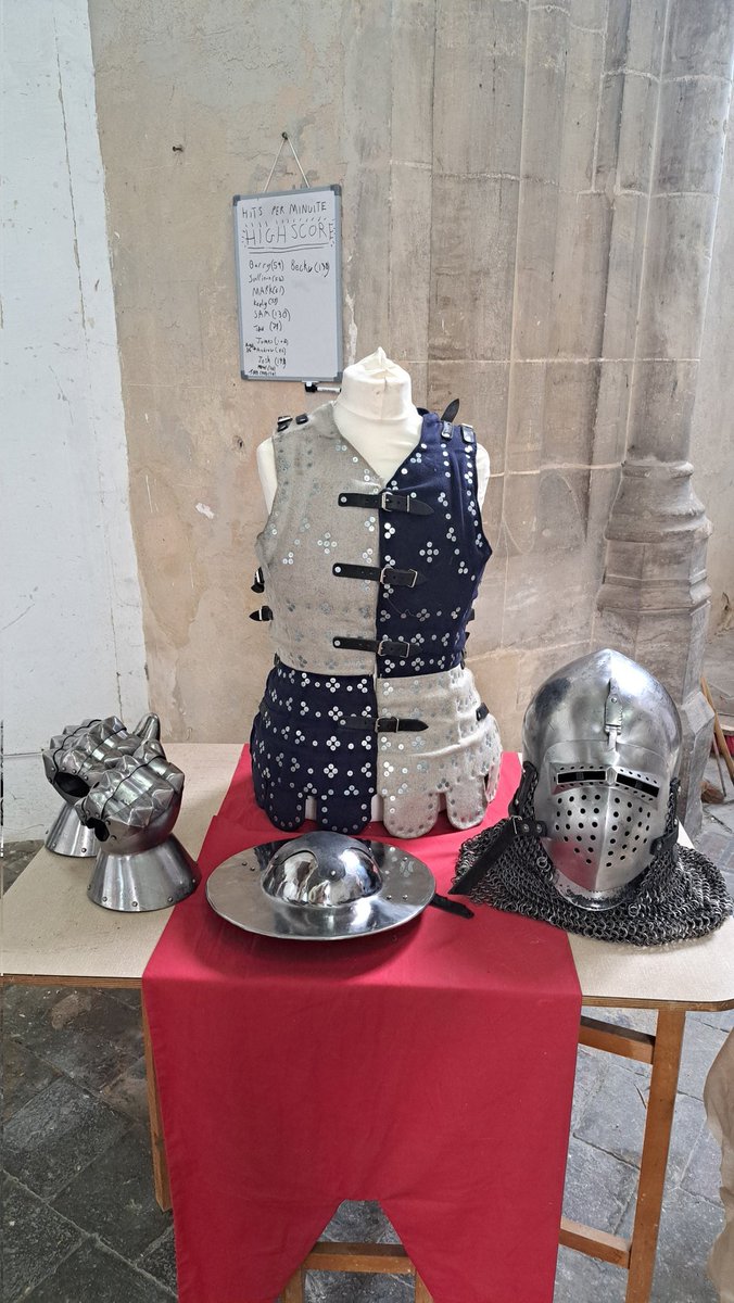 LukeDaly99's tweet image. An incredible turnout for the Norwich Lanes Festival as we had crowds flocking to see our Buhurt exhibition fights and discussions of arms and armour.
Myself and our club, Norwich Medieval Combat, love to put on such events in Norwich and across the UK to spread awareness for…