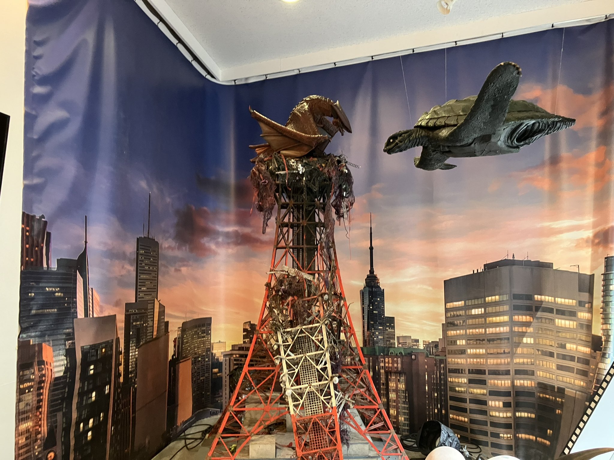 ガメラ　バーニングバージョン　フィギア　角川大映 ガメラ バーニングバージョン フィギア 角川大映 - メルカリ