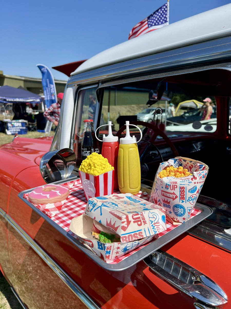 Marc_Allum's tweet image. Took a couple of cars along to the Atwell-Wilson Classic Vehicle Show in Calne today. 

A big turnout on a very hot day with a great selection of vehicles and some lovely chatty owners! 
@AtwellWilson
