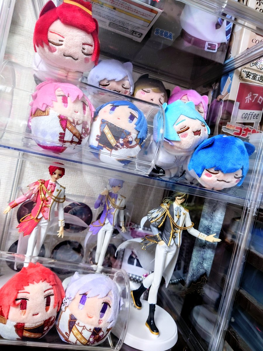 ファンミの間にゴソゴソ飾ってたけど、やっぱりデカイ😓