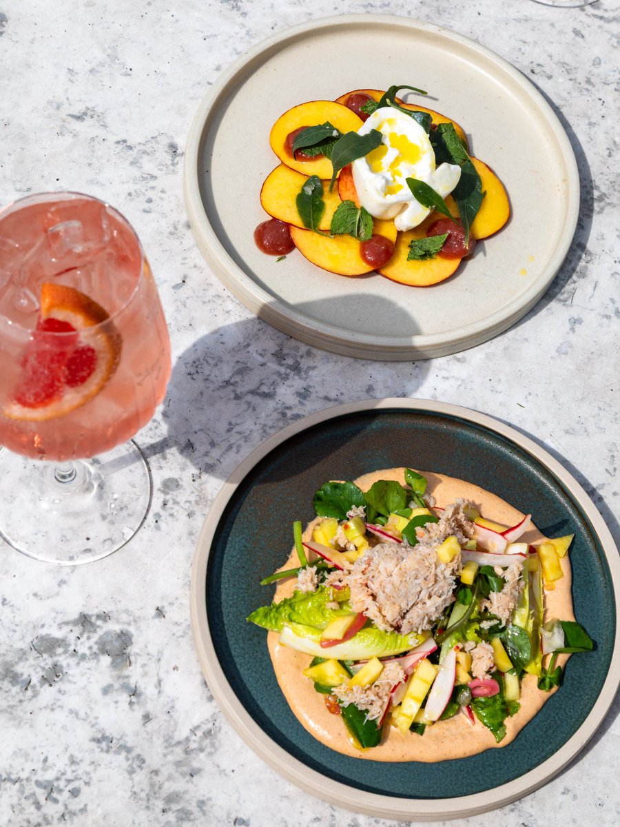 WindmillClapham's tweet image. Summer heat = salad season in full swing. Refreshing, light, and exactly what I needed! Perfect Sunday meal🌿

#youngspubs #summerfresh #sundayheatwave