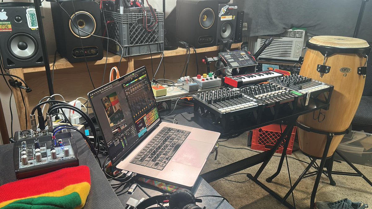 mikeydub_i's tweet photo. Dubbing is a must !!! https://t.co/ItOmV1Glxv