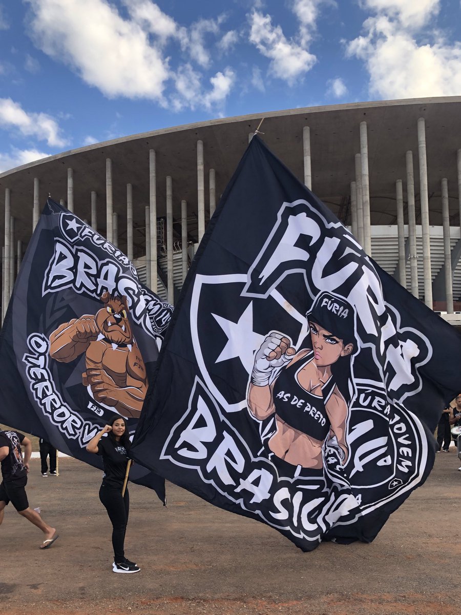fjbm_'s tweet photo. Por amor ao botafogo. https://t.co/kJvxtCttm9