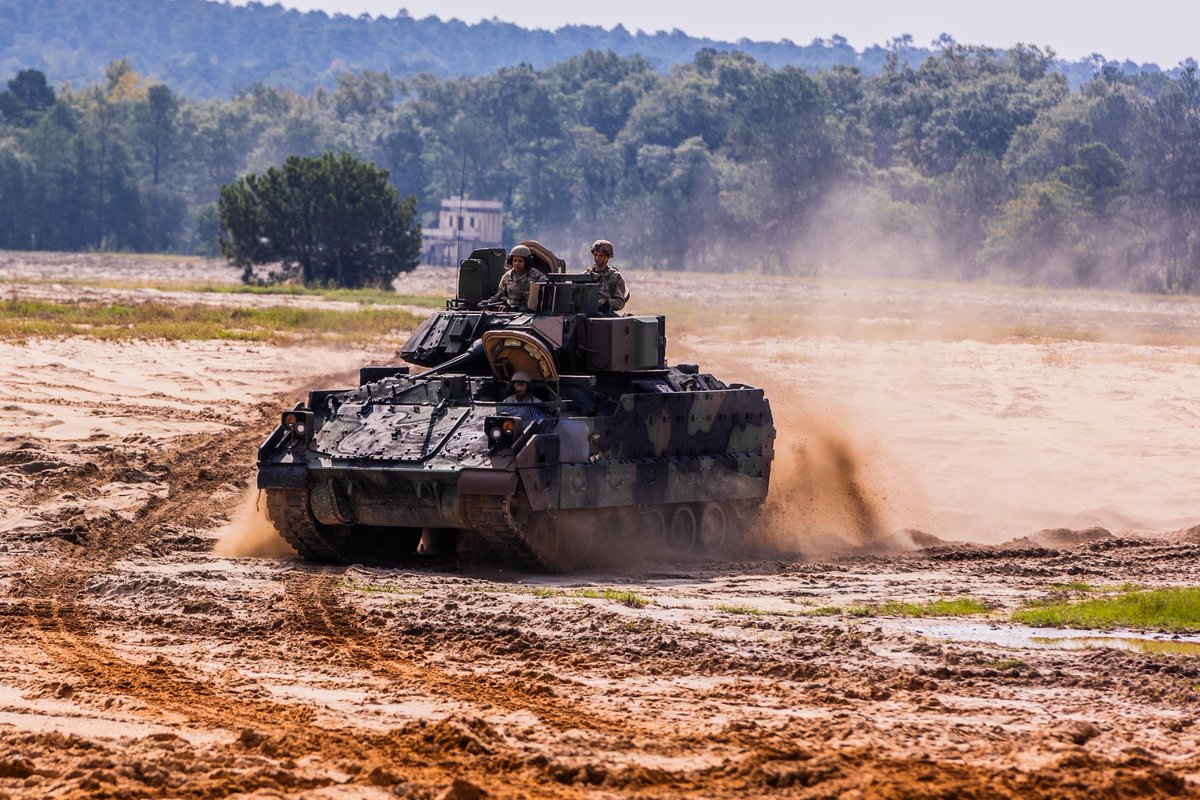 MCoEFortBenning's tweet image. Our idea of team-building involves tracks, turrets, and precision gunnery.
📸 : U.S. Army photo by Joey Rhodes II
Interested about positions as a Bradley Crewmember (19C)? Visit: 🔗 goarmy.com/careers-and-jo…