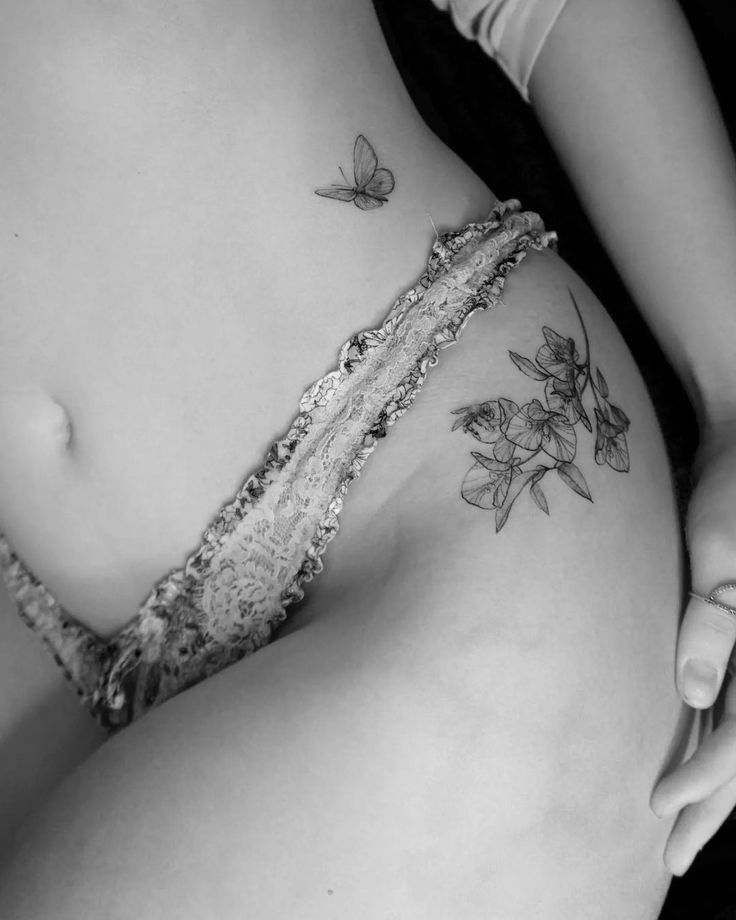 DulcePeke52201's tweet image. Mis heridas las llevo tatuadas en el alma, al recordar nacen mariposas y nuevamente sentir ese dolor; la piel florece..
Domingo bonito 🌷