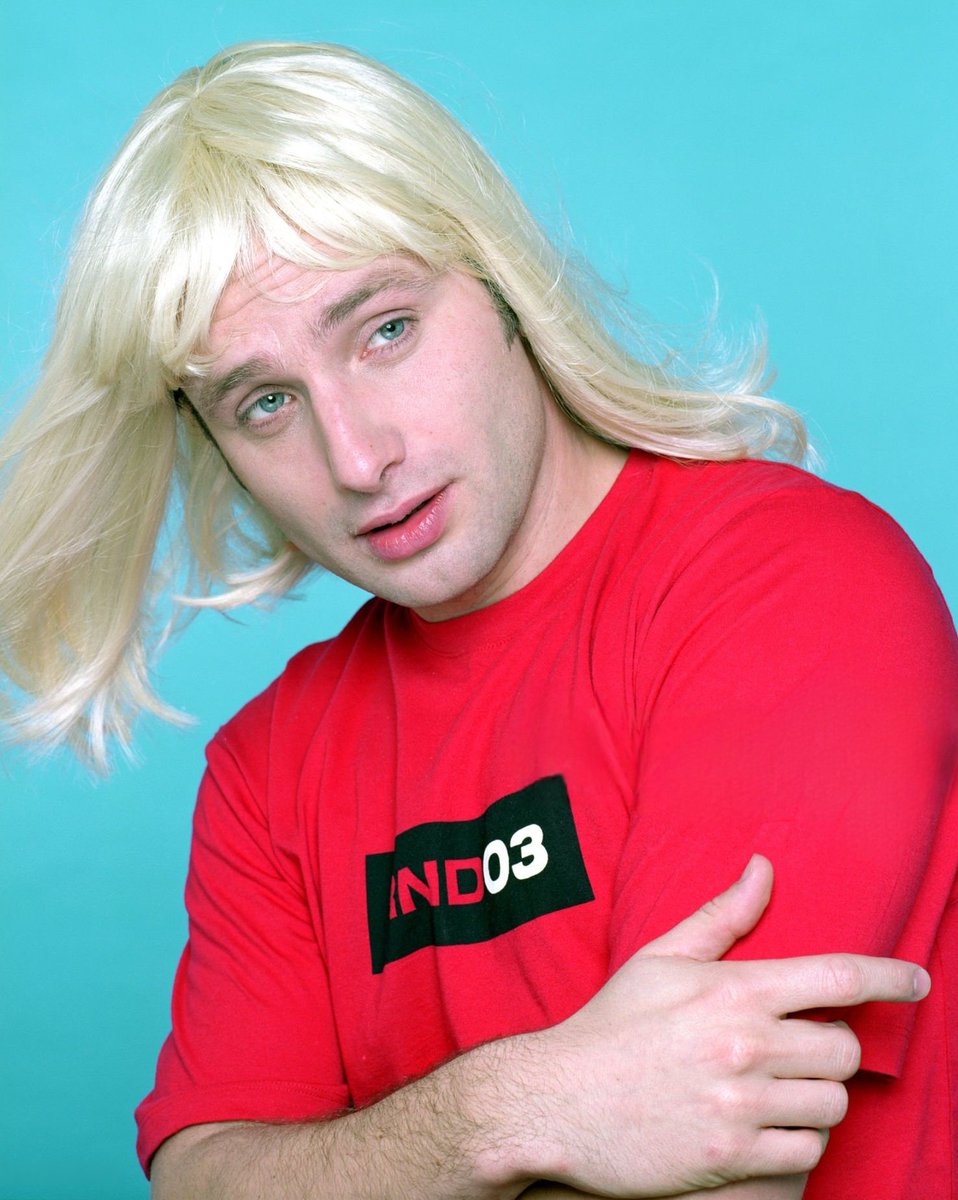 andyarchives's tweet image. andrew lincoln with a blonde wig for red nose day 2003! this will always be funny