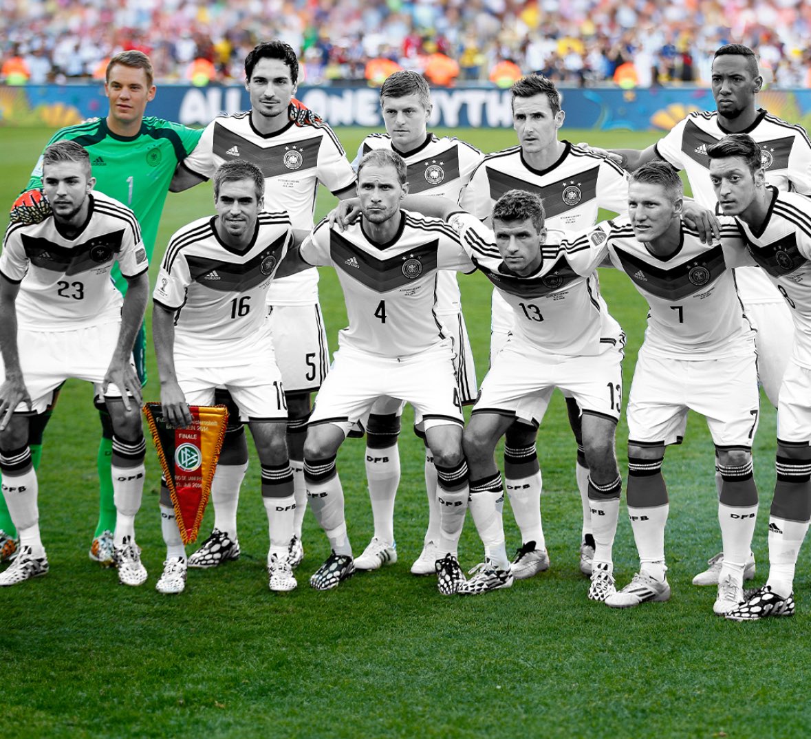 Ce jour-là en 2014, l'Allemagne remportait sa 4e coupe du monde face à  l'Argentine 1-0 après prolongation. 🇩🇪🏆

Au finale, il ne reste plus qu’un joueur jouant en Bundesliga, le légendaire Manu Neuer #DFBTeam