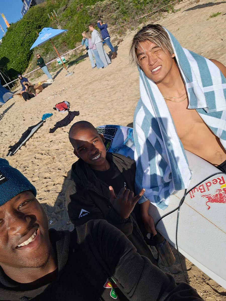 First time meeting Kanoa Igarashi at J-Bay, and I’m stoked! 🏄‍♂️😁