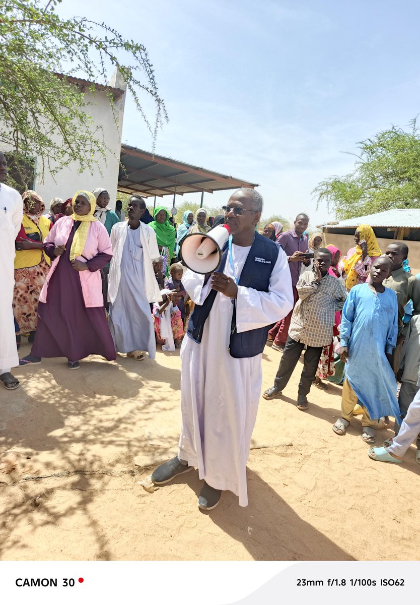 OmsTchad's tweet photo. 💉Avec l’appui de @OMS, @Gavi & @ICG (Groupe de coordination internationale) une campagne de riposte contre la #méningite lancée le 1er juillet dans 3 districts du #Ouaddaï 🇹🇩 par @santeTchad.
🎯+264 000 enfants/adolescents ciblés
🔬1ère utilisation du vaccin #Men5CV au #Tchad. https://t.co/bl8z6QSYO6