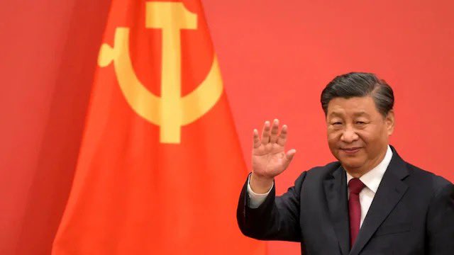 🚨 Breaking: China's central bank has pumped ¥425.7 billion into the economy this week!