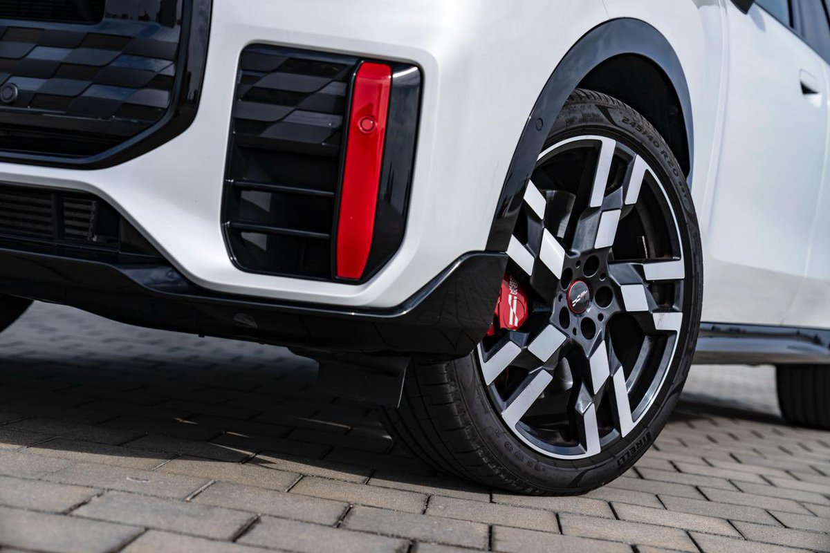 Yeni MINI John Cooper Works Countryman ALL4 ile her yol, tutku ve özgürlük dolu bir serüven.

Adrenalini hisset, sınırları zorla! 🏁

#MINI #JohnCooperWorks #JCW #BIGLOVE #MINICountryman