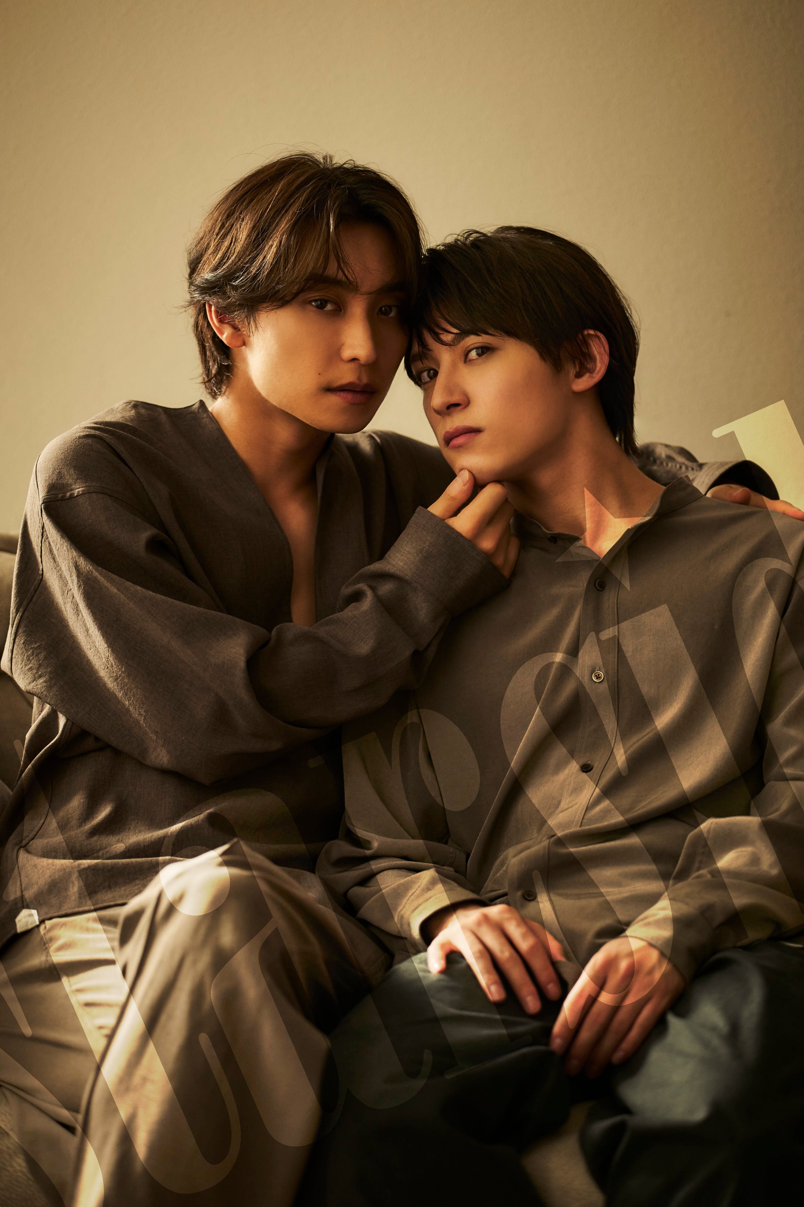 STAR BOX 2023 ZeeNuNew中国雑誌新品セット Amazon.co.jp: ZeeNunew 中国雑誌 STARBOX : ホーム＆キッチン