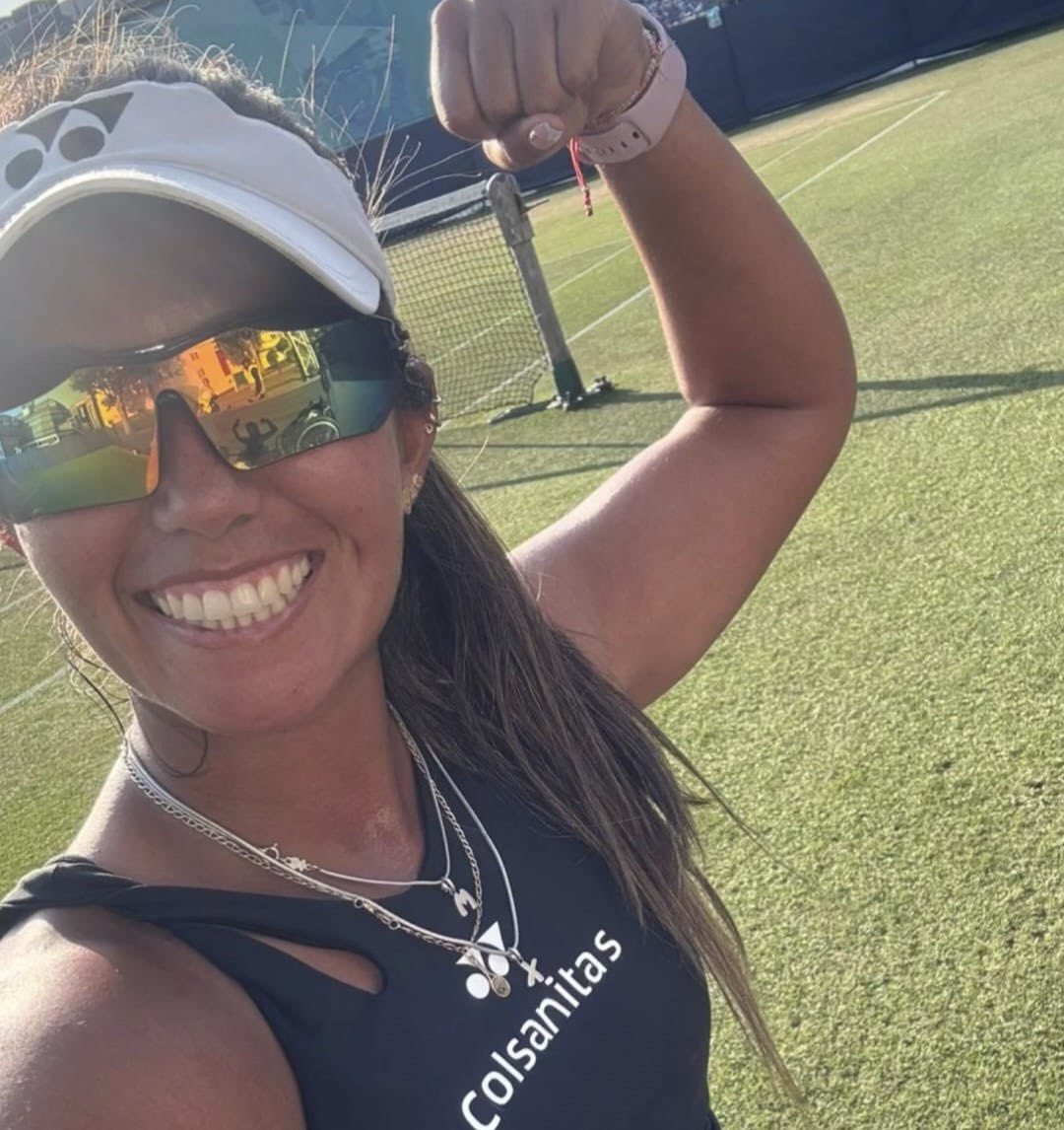 La deportista del #EquipoBogotá, María Angélica Bernal, se quedó con el subtítulo del Grand Slam de Wimbledon de tenis en silla de ruedas en la modalidad de dobles femenino. 

Bernal, y su pareja de juego, la francesa Ksenia Chasteau, perdieron en la final ante la siembra 2, la