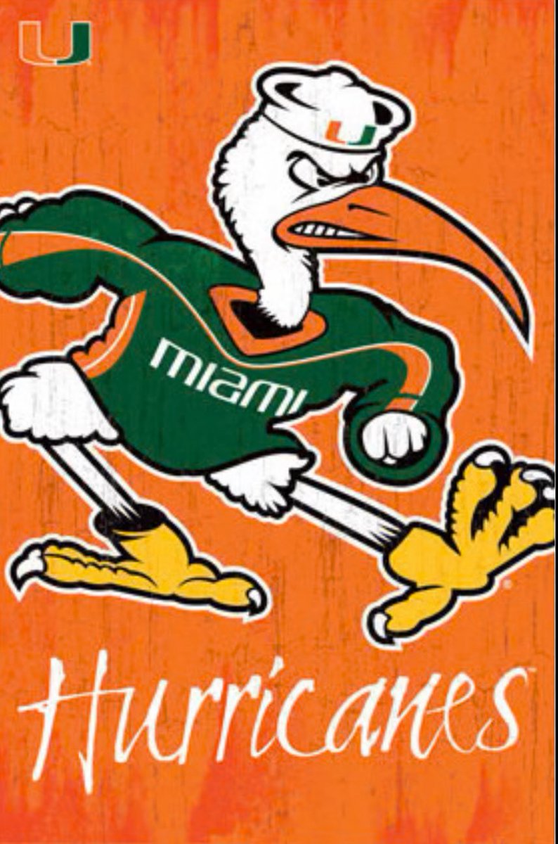 jrfrancois00's tweet image. Blessed to receive my first D1 offer from university Miami 🧡💚🦆!!