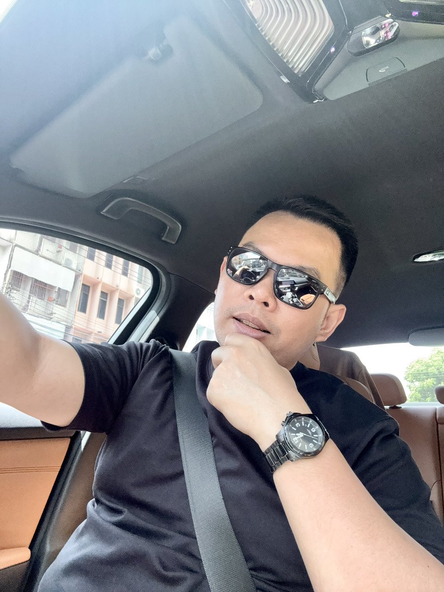 MMM99173's tweet photo. วันหยุดไปไหนดีน้า😃😆 https://t.co/SrZ0RZfAEw