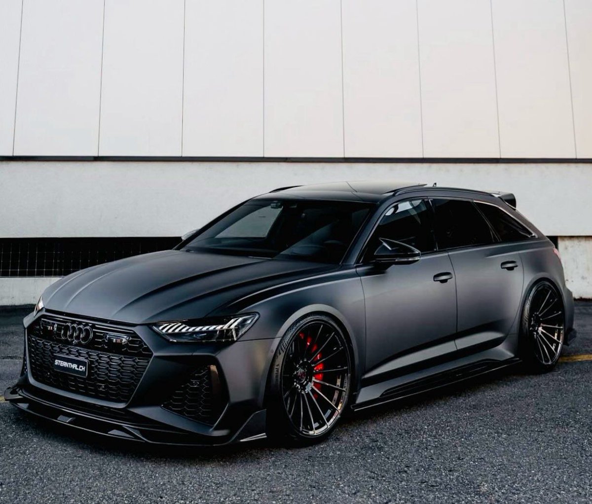 ShineGraffix's tweet image. Uff 🤩 RS6 #Audi #R8 #S4 #RS4 #tt #wheels #stance #euro #audir8 #quattro #car #decals shinegraffix.com