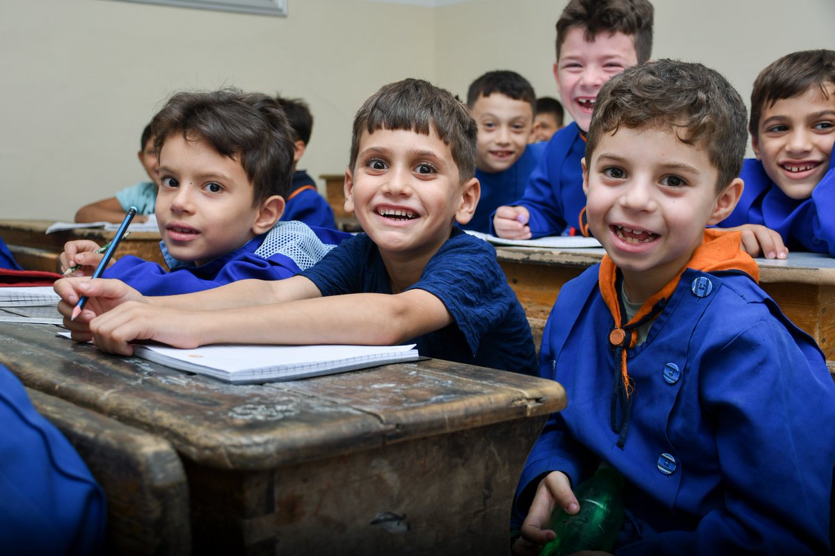 UNICEFinSyria's tweet image. With the generous support of @JapanGov, #UNICEF is helping children and families in Hama, Lattakia, and Aleppo recover and rebuild from conflict and earthquakes in #Syria.
📚 Safe classrooms are giving children a chance to learn and thrive again.
🚰 Rehabilitated water systems…
