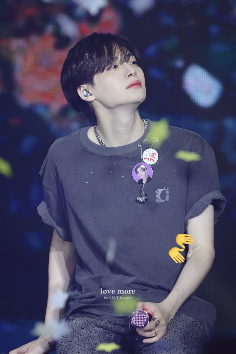 jungmo got an iv yesterday 🥲 my baby please get plenty of rest