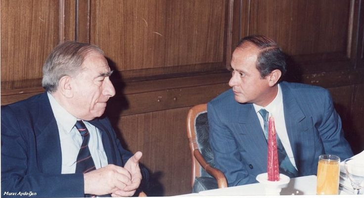 atam_icin__'s tweet photo. Türkeş: Neden evlenmiyorsun ?
Bahçeli: Ben davamızla evliyim Başbuğum.
Türkeş: Davamızı ondan mı siktin ? https://t.co/bSUX8vewsZ