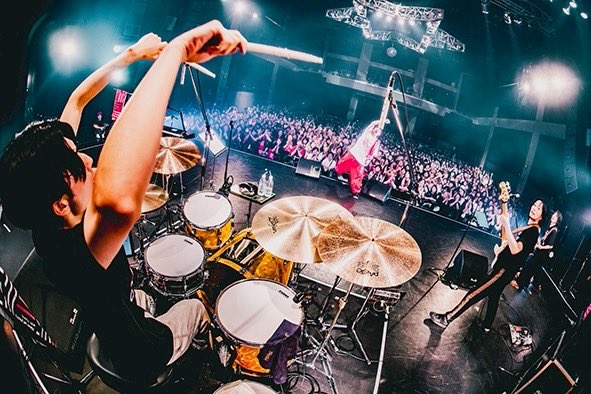 YutaroonBass's tweet image. IKEさん @ike1984official 
「IKE THE LIVE」 

アジアでの数公演を経ての集大成、バンドもばっちり仕上がって最高の熱量だった❤️‍🔥

イケさんの歌力でバンドと会場に火が点いて、みんなで一つになったライブ！
一曲目から会場の空気で涙腺やばかった…

最高の一日でした㊗️

#IKE #Handshaking